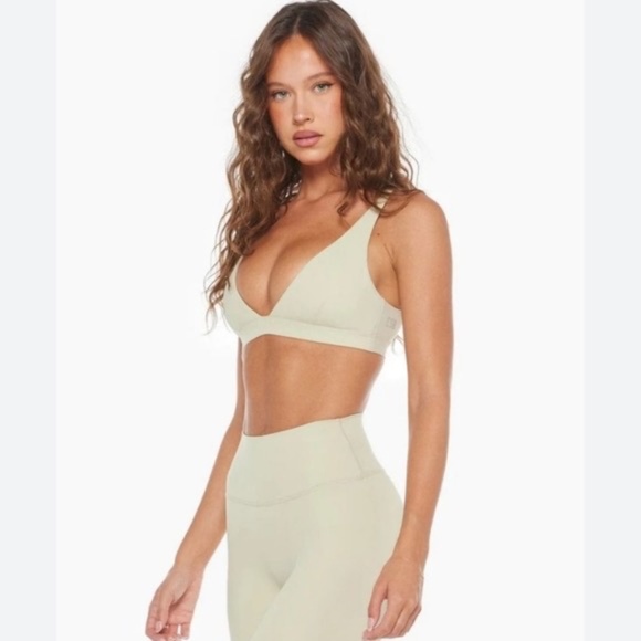 CSB Scrunch Shorts & Freedom Crop Top Set in Chai. - Picture 1 of 11